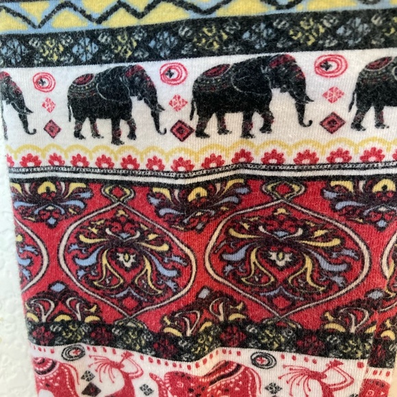 ❤️Free with Purchase❤️ elephant leggings - Picture 6 of 6